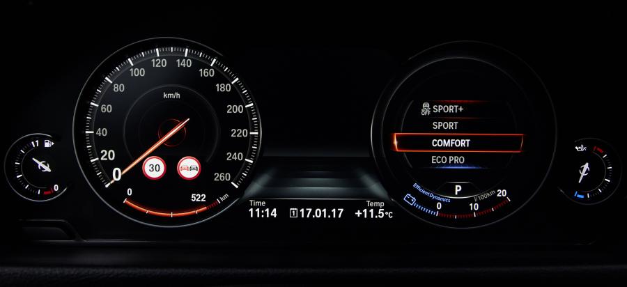 Панель приборов BMW 440i Coupe M Sport 2017 года  (WW) (фото 40 из 71)